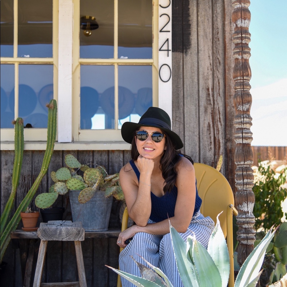 Meet your Posher, Helena